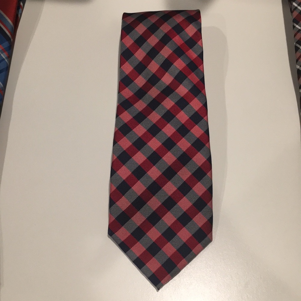 5/$25 Nautica Tie. Regular width & length